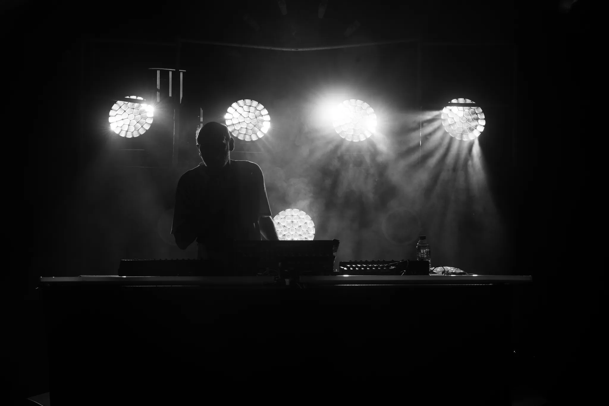 EarthSonic, ADE and Nxt Museum Premiere: Two Seas and Vinorun